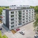 Lägenhet Family With Air-conditioning, Balcony, Free Parking! Pärnu