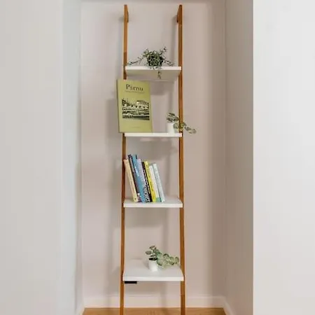 Lejlighed Family With Air-conditioning, Balcony, Free Parking! Pärnu